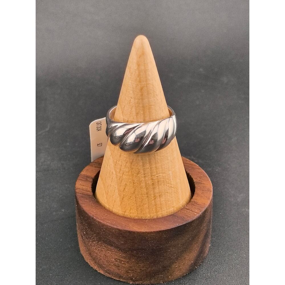 Jessica Simpson Sterling Silver Dome Ring Size 7